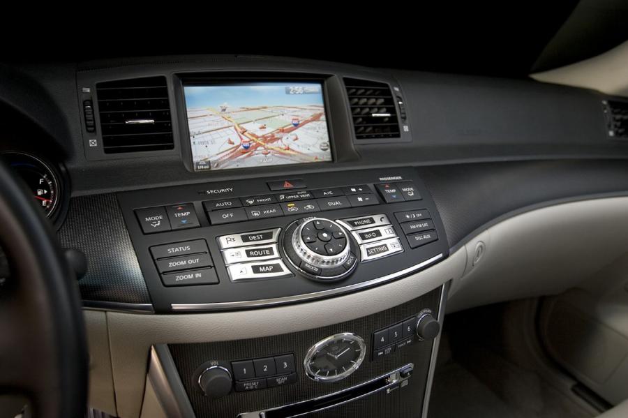  Infiniti M45 S 2008 года  (фото 10 из 20)